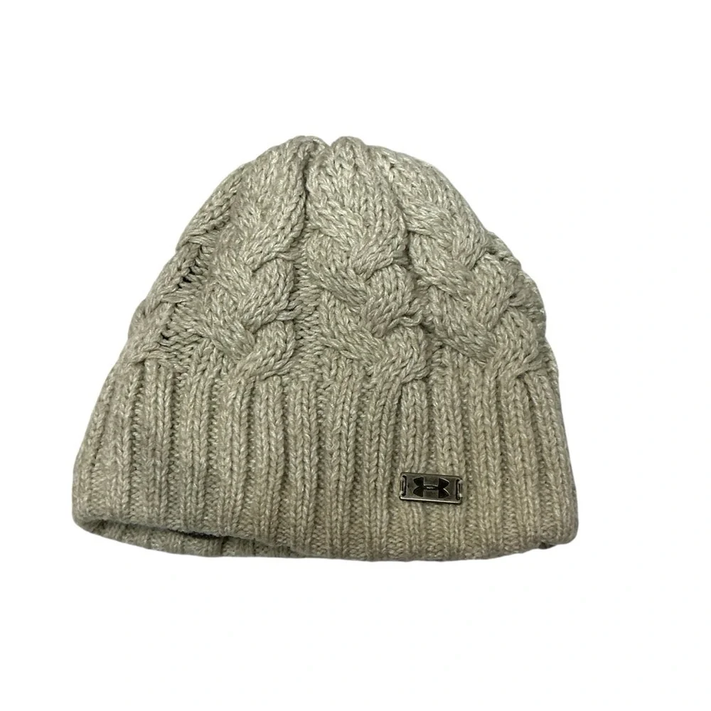 Under Armour‎ Cable Knit Beanie Hat Cream and Gray Fleece Lined Winter Hat
